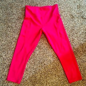 ZYIA Active 2 Pocket Brilliant Crop Bright Pink Leggings Size 6 - 8
